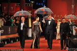 组图：上海电影节闭幕红毯评审团压轴亮相