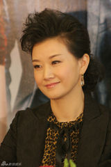 高清图：宋祖英上海将开唱 与波切利对唱PK周杰伦