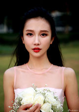 组图：《赵大咪》潘时七写真清新少女