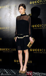 组图：韩星金慧秀李栋旭朴诗妍等亮相名品派对