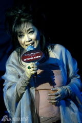 幻灯组图：珍爱女人齐聚北京 巡演发布经典连唱