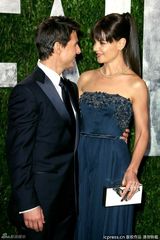 高清图：汤姆-克鲁斯携爱妻凯蒂亮相奥斯卡派对