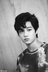 组图：EXO-K成员KAI迎接二十岁成人礼