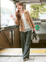 组图：日本模特宫田聪子示范89款秋季服饰搭配