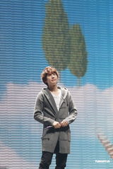 组图：Super Junior澳门开唱 空中大展高难度动作