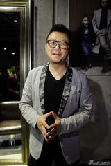 组图：郭涛携子开店捞金 石头叫兽头萌翻全场