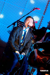 幻灯：张学友推全新大碟 因版税问题或将被无线封杀