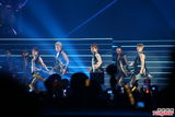 组图：韩国男团神话香港开唱 打造视听盛宴