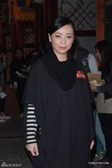 组图：《金枝欲孽2》开机 蔡少芬拍片累崩溃