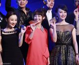 组图：姚笛旅游盛典获奖清新亮相