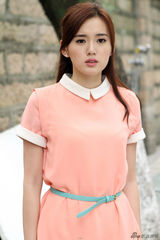 组图：江铠同《等待绽放》引领夏季淑女裙装