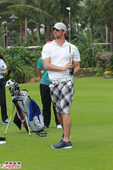 组图：甄子丹自嘲高尔夫初哥 菲尔普斯遭抢镜