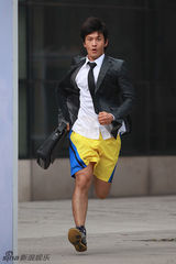 组图：黄晓明和NBA球星的《神奇》之旅