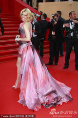 幻灯图集：李沧东《诗》首映 伊丽莎白-班克斯助阵