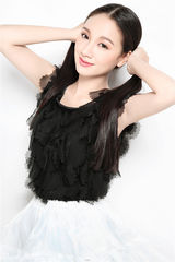 组图：程砚秋俏皮写真曝光 清纯大方惹人爱