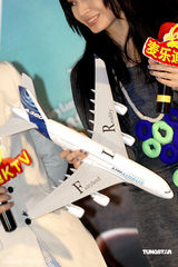 幻灯组图：F.I.R纪念出道5周年 专辑与限量邮票同发行