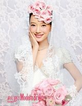 组图：王珞丹拍婚纱写真 笑言等待缘分“鸭梨不大”