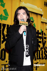 组图：萧敬腾宣布暂别唱片圈 初演电影化身杀手