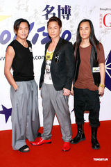 组图：周秀娜等众星性感出席活动 否认出席富豪饭局