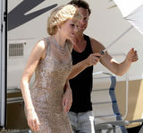 组图：娜奥米-沃茨新片饰演戴安娜王妃