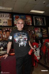 组图：杜汶泽田蕊妮等亮相《低俗喜剧》庆功宴