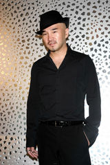 高清组图：温岚劲歌热舞 众名模齐聚一堂