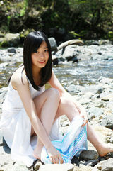 组图：AKB指原莉乃爆冷夺冠 盘点青春性感照