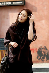 幻灯图集：金孝妍圣诞节狂野奔放 大胆代言照曝光