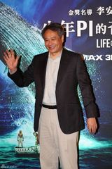 组图：李安《少年PI》台湾首映 男主角行跪拜大礼
