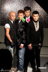 幻灯图集：Big4四人难得合影 苏永康被讽败家康