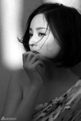 组图：戴娇倩飘逸长裙写真 随风舞动灵秀优雅