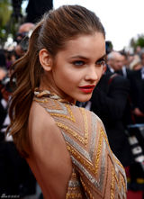高清组图：超模芭芭拉-帕尔文露背礼服亮相戛纳
