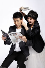 组图：戴娇倩钱泳默契拍写真 女王与绅士俏皮碰撞