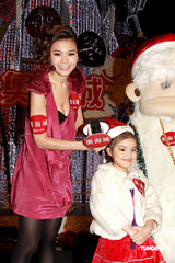 高清组图：周秀娜首任圣诞亮灯嘉宾