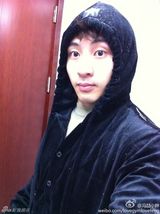 组图：体操萌主冯喆微博搞笑走红