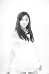 高清：熊乃瑾黑白写真  忧郁古典气质若珍珠无暇