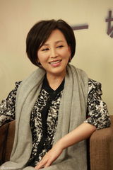 组图：《打狗棍》郭靖宇岳丽娜做客新浪