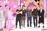 组图：郑伊健陈小春《无敌奖门人》录影玩游戏