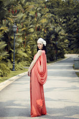 高清图：唐于鸿拍复古写真 风情万种展异域情调