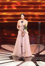 高清组图：第49届韩国大钟奖颁奖 《光海》大赢