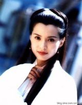 组图：小龙女李若彤童年照曝光 可爱似混血