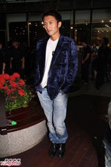 组图：谢霆锋否认介入王菲婚姻传闻