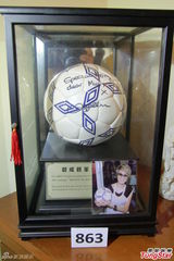 组图：梅艳芳生前珍藏珠宝首饰曝光