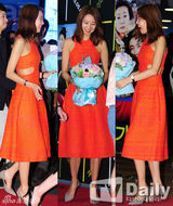 组图：宋茜允儿捧场韩片《高龄化家族》VIP试映