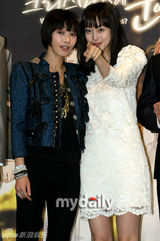 幻灯图集：韩艺瑟等出席新剧媒体见面会 温馨快乐 