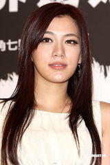 幻灯图：立威廉变形象扮混混 范逸臣演失意主唱