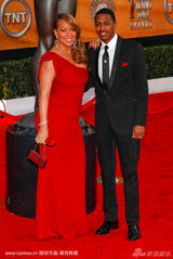 幻灯图：第16届美国演员工会奖红毯 贾斯汀胡茬造型