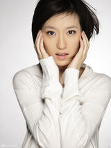 组图：王佳音靓丽写真展知性气质