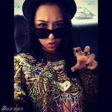 组图：柯震东绯闻女友程颖婕自拍美图