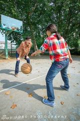 组图：情侣身高相差44厘米 创最萌身高差记录